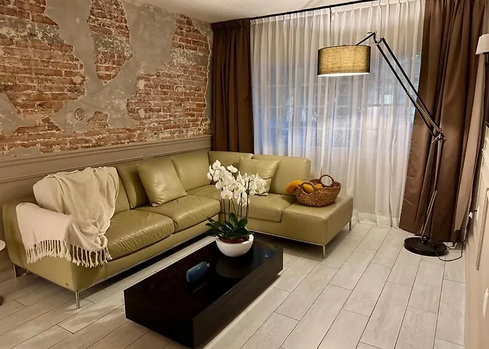 Stylish In The Heart Of Apartment