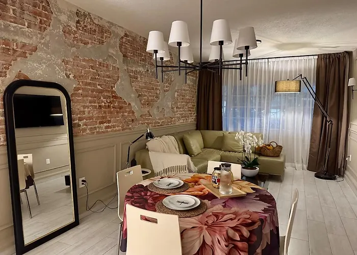 Stylish In The Heart Of * Mexico City
